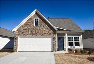 New construction Single-Family house 29 Hydrangea Court, Dallas, GA 30132 Waterford- photo