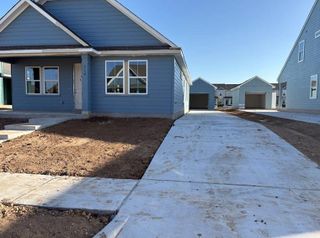 New construction  house 114 Cherry Blossom Ln, Taylor, TX 76574 plan Hampton - image