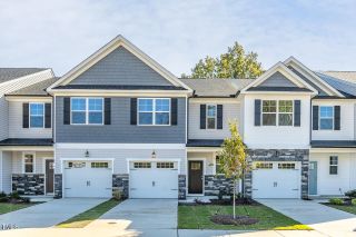 New construction Townhouse house 129 Fairwinds Drive, Lillington, NC 27546 The Warren- photo