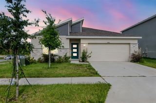 New construction Single-Family house 9795 Crescent Ray Dr, Wesley Chapel, FL 33545 - image
