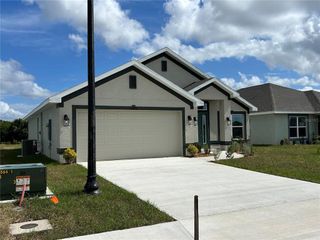 New construction Single-Family house 2680 Averland Lp, North Port, FL 34287 plan 1485 - image