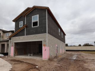 New construction Single-Family house 3373 Fall Harvest Dr, Zephyrhills, FL 33540 plan Castellana - image