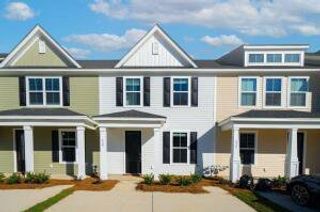 New construction Townhouse house 490 Green Fern Drive, Summerville, SC 29483 - photo