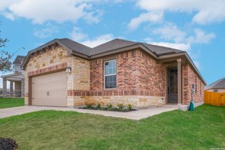 New construction Single-Family house 6408 Napa Fry, Converse, TX 78109 - image