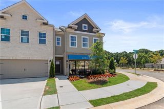 New construction Townhouse house 174 Abbotts Crossing Cir, Conyers, GA 30094 - image