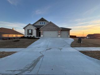 New construction Single-Family house 2300 Shamrock Ln, Weatherford, TX 76087 plan San Gabriel II - image