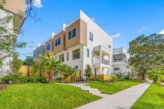 New construction Townhouse house 315 15Th St N, St. Petersburg, FL 33705 - image