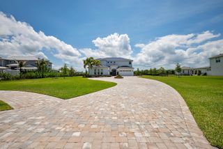 New construction Single-Family house 20060 Se Bridgewater Dr, Jupiter, FL 33458 - image