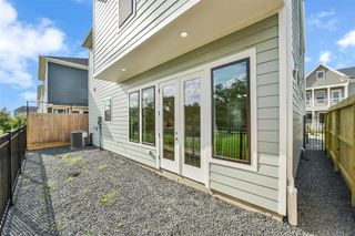 New construction Single-Family house 3521 Harvest Dance Dr, Houston, TX 77008 - image