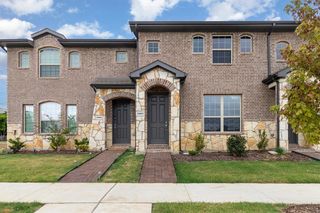 New construction Townhouse house 3461 Solana Circle, Denton, TX 76207 - photo