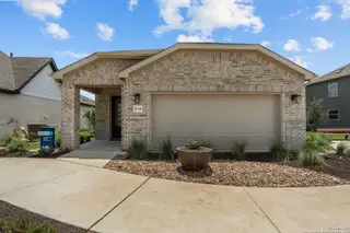 New construction Single-Family house 2085 Pinyon Dr, New Braunfels, TX 78132 plan Hallmark - image