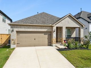 New construction Single-Family house 2225 Steerhead Trl, New Braunfels, TX 78132 plan Oakmont - image