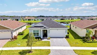 New construction Single-Family house 1113 Se Crosswood Wy, Port St. Lucie, FL 34984 plan Key Largo - image