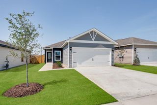 New construction Single-Family house 8325 White Wolf Trl, Ponder, TX 76259 - image
