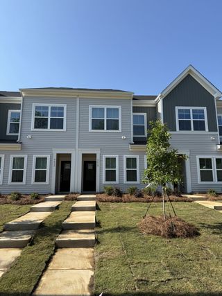 New construction Townhouse house 4628 Lakeview Rd, Charlotte, NC 28216 plan Cannalily - image