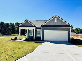 New construction Single-Family house 100 Tarabai Dr, Carrollton, GA 30116 plan Larissa - image