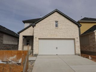 New construction Single-Family house 186 Grayson Elm Pass, Dripping Springs, TX 78620 plan Vienna - Central Series - image