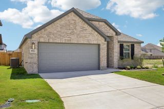 New construction Single-Family house 9922 Medicine Hat, San Antonio, TX 78254 plan The Allen (840) - image