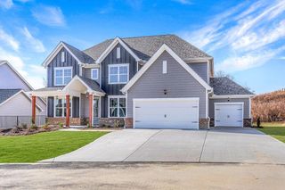 New construction Single-Family house 2600 Parkside Wy, Gainesville, GA 30507 plan Dewhurst 3-Car - image