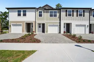 New construction Townhouse house 7556 Deer Valley Cir, Tampa, FL 33635 plan Palm - image