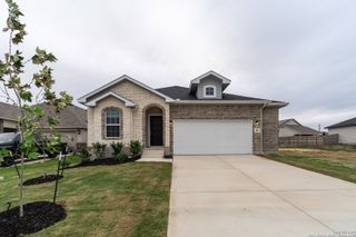 New construction Single-Family house 972 Gray Cloud Dr, New Braunfels, TX 78130 plan Aquila - image