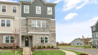 New construction Townhouse house 609 Dorset Stream Dr, Fuquay Varina, NC 27526 plan HADLEIGH - image