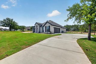 New construction Single-Family house 145 Loveta Ln, Boyd, TX 76023 plan McKinley V - image