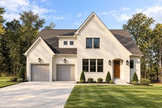 New construction Single-Family house 9008 Gentle Breeze Wy, Ooltewah, TN 37363 plan Carolina B - image