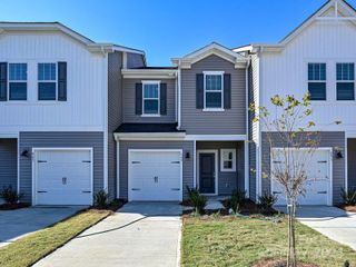 New construction Townhouse house 475 Tayberry Lane, Fort Mill, SC 29715 - photo