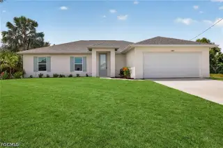 New construction Single-Family house 620 Nw 29Th Ter, Cape Coral, FL 33993 plan The Sunset Harbor - image