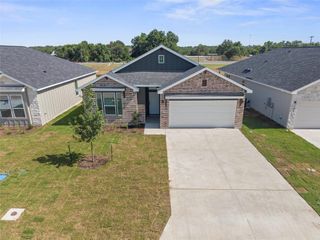 New construction Single-Family house 548 Gus Lp, Georgetown, TX 78626 plan Medina - image