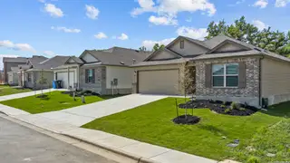 New construction Single-Family house 1013 Eagle Xing, Seguin, TX 78155 plan Ellsworth - image