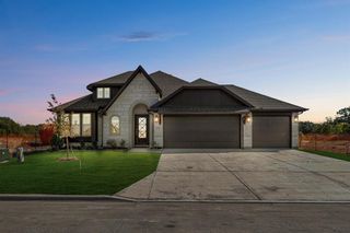 New construction Single-Family house 301 Saddlewood Trl, Commerce, TX 75428 plan Cypress - image
