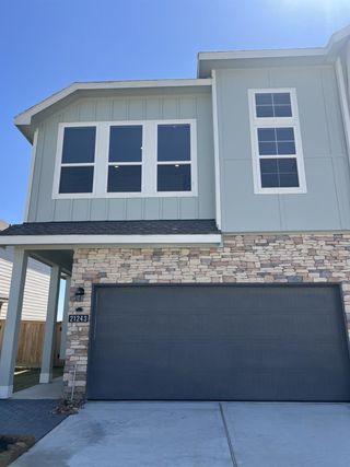 New construction Townhouse house 12670 Blue Catfish Ln, Cypress, TX 77433 plan Allen II - image