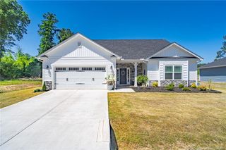 New construction  house 40 Capeside Ct, Lillington, NC 27546 plan 2604 - image