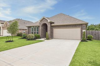 New construction Single-Family house 23601 Zinfandel Dr, Alvin, TX 77511 plan The Aintree - image