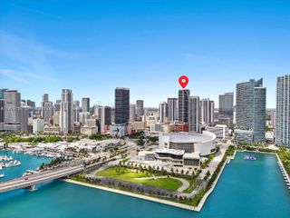 New construction Condo house 159 Ne 6Th St, Unit 3811, Miami, FL 33132 - image