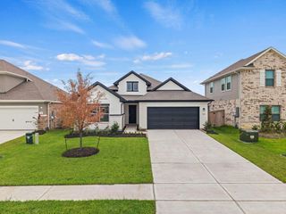 New construction Single-Family house 1930 Stargazer Ln, Angleton, TX 77515 plan Upton - image