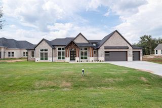 New construction Single-Family house 2300 Candlestick Dr, Granbury, TX 76049 - image