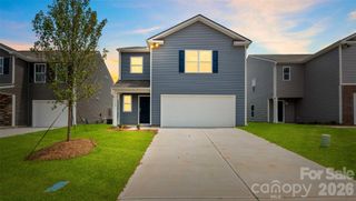 New construction Single-Family house 31 Katherine Emilie Dr, Hendersonville, NC 28792 plan Darwin - image