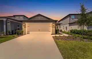 New construction Single-Family house 9025 Wildlight Trl, Wildwood, FL 34785 plan Daylen - image