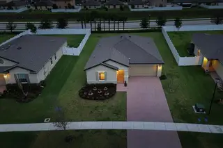 New construction Single-Family house 988 Bent Creek Dr, Fort Pierce, FL 34947 - image