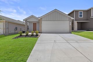 New construction Single-Family house 16071 Mahogany Wy, Elmendorf, TX 78112 plan The Caprock - image