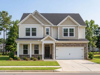 New construction Single-Family house 1925 Eagle Manor Dr, Wendell, NC 27591 plan The Chestnut - image