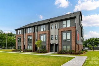 New construction Townhouse house 3006 Khan Park Dr, Unit 69, Charlotte, NC 28206 - image