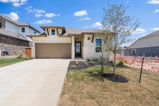 New construction Single-Family house 220 Lariat Loop, Liberty Hill, TX 78642 - photo