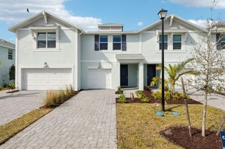 New construction Townhouse house 444 Salisbury Cir, Fort Pierce, FL 34982 Pompano- photo