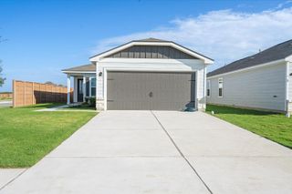 New construction Single-Family house 129 Paria Ct, Jarrell, TX 76537 - image