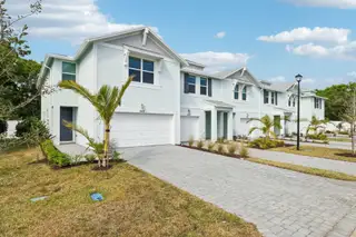 New construction Townhouse house 440 Salisbury Cir, Fort Pierce, FL 34982 Pompano- photo