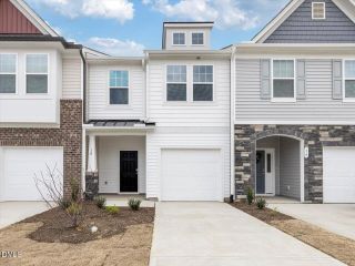 New construction Townhouse house 937 Kensley Grove Ln, Unit #40, Fuquay Varina, NC 27526 - image